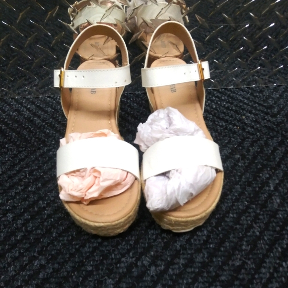 Women's white sandals